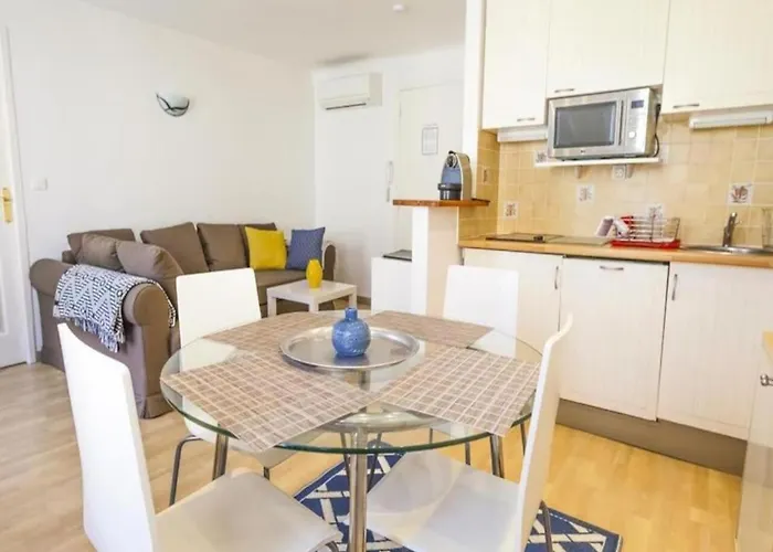 New - Amazing Location - La Croisette Apartment