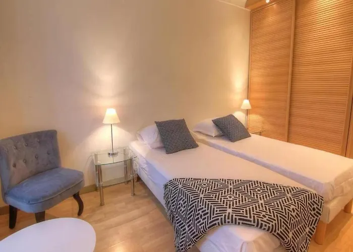 New - Amazing Location - La Croisette Cannes